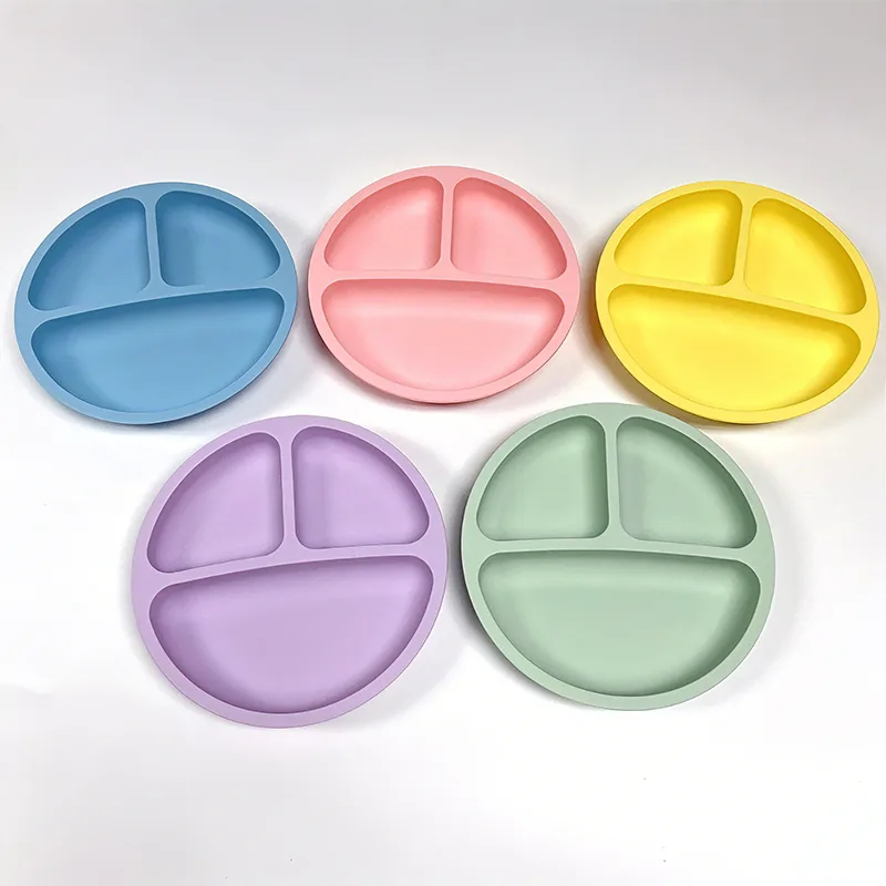 Đĩa đựng thức ăn silicon cho bé